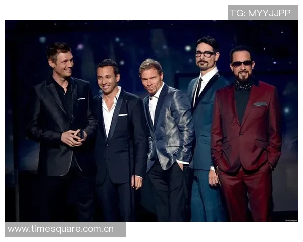 霍伊伦的传奇人生与音乐旅程：从少年梦想到国际舞台的辉煌成就